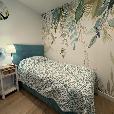 Sleek Oasis In The Heart Of - Sleeps 6 Gibraltar